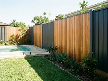Fencing Gold Coast QLD | Compare local listings | Find It Fast